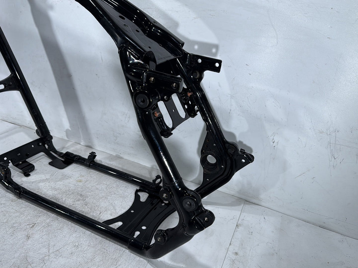 2018 Harley Road Glide Touring FLTRXS OEM Body Main Frame Chassis CLN CLR