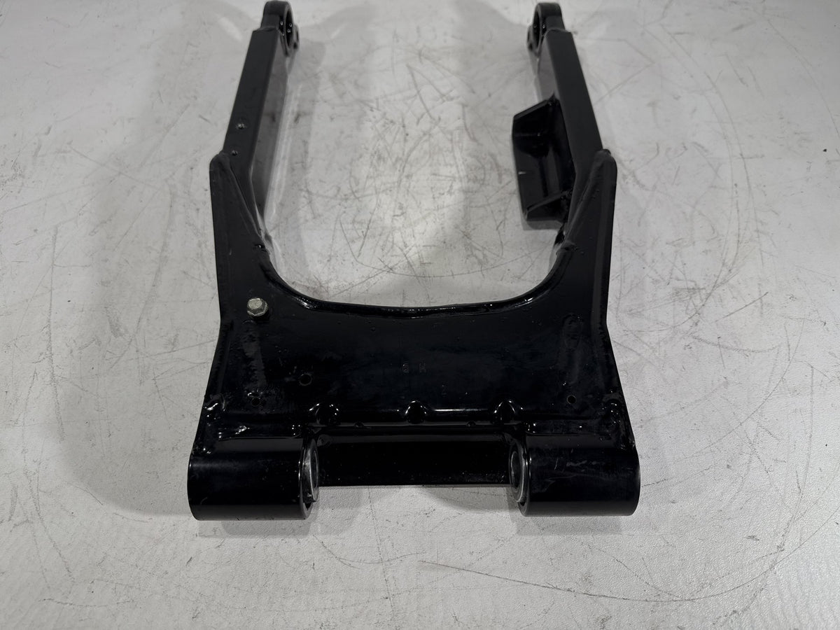 2007 Harley Electra Touring CVO Screamin Eagle OEM Rear Fork Swingarm Swing Arm