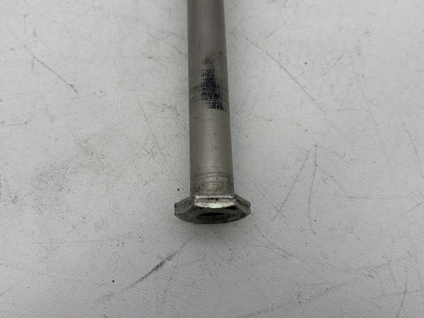 2007 - 2012 Harley-Davidson Dyna Super Glide Rear Fork Swingarm Pivot Bolt Shaft 47641-06
