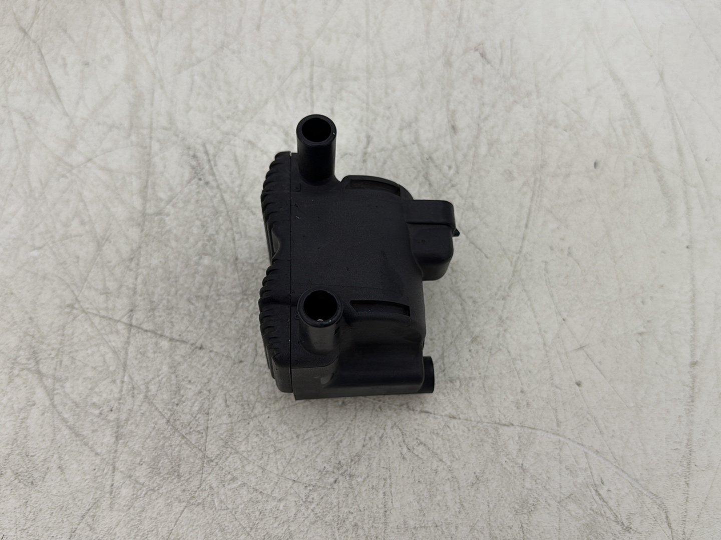 2004 Harley Dyna Super Glide FXDI OEM Ignition Coil Spark Igniter