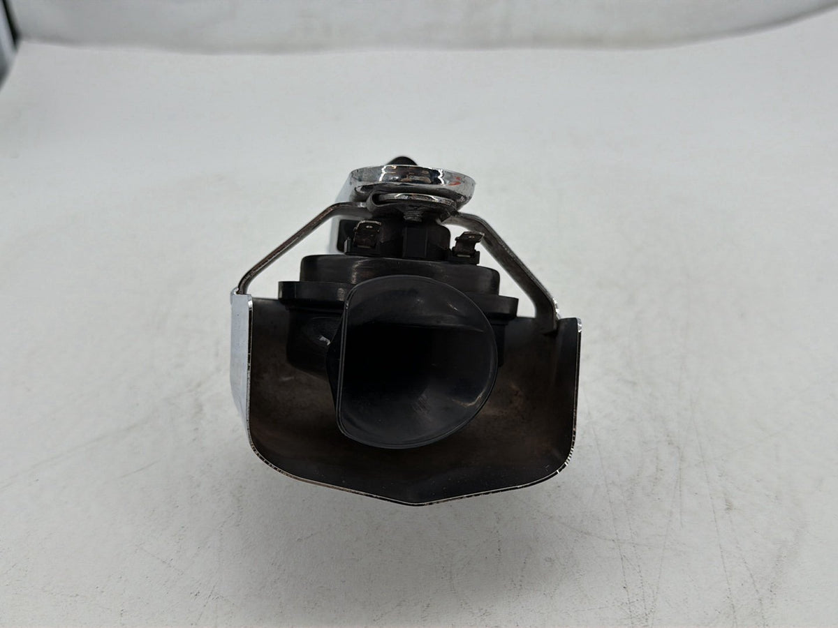 2007 Harley Dyna Street Bob FXDBI OEM Horn Signal Klaxon Chrome Cover