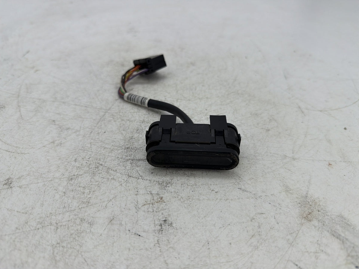 2010 Harley Street Glide Touring FLHX OEM Dash Indicator Lamp Wire Plug In