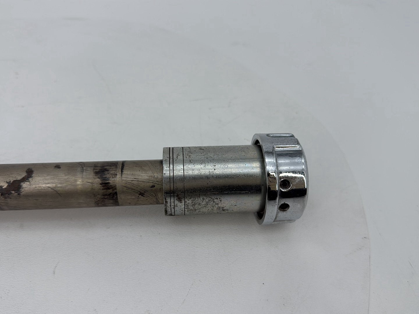 2007 - 2017 Harley-Davidson Dyna Wide Glide Rear Wheel Axle Bolt Shaft  	41114-08