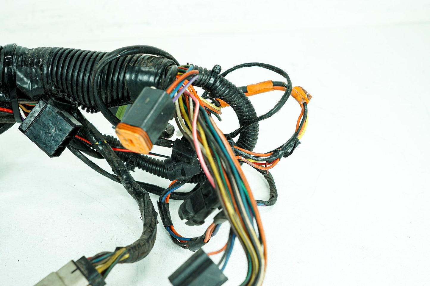 2007 - 2011 Harley-Davidson Touring Street Glide Front Sub Wiring Harness Loom Interconnect 70232-08