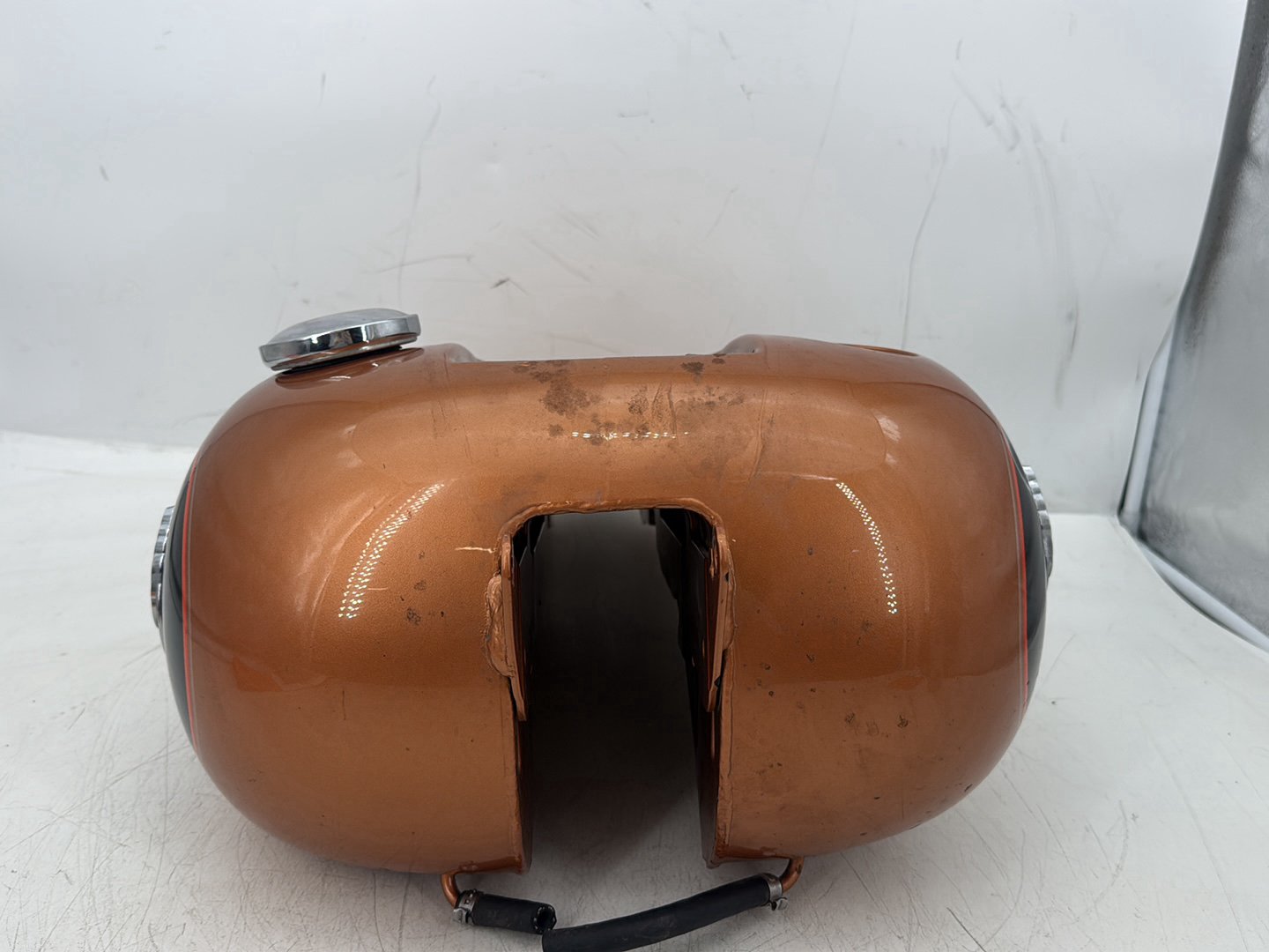 2008 Harley Dyna FXDL Low Rider Anniversary OEM Fuel Gas Tank Gasoline Reservoir