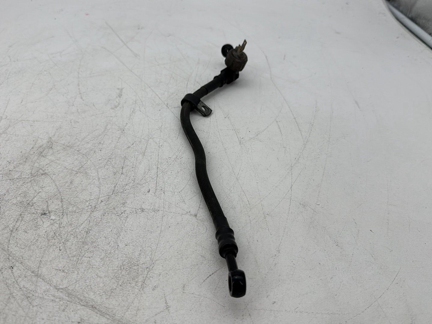 2000 Harley Dyna FXDWG Wide Glide OEM Rear Brake Hose Line Pipe