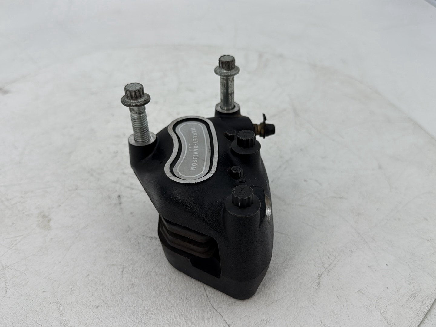 1999 - 2006 Harley-Davidson Touring Electra Glide Ultra Front Left 1 Brake Caliper 44046-00D