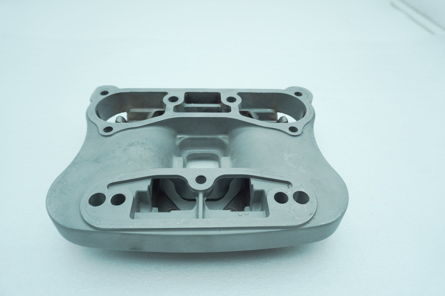1991 - 2003 Harley-Davidson Sportster  Twin Cam Lower 1 Rocker Box 17543-99A 17501-86B
