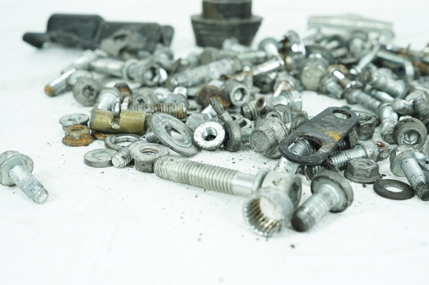 2007 - 2011 Harley-Davidson Touring Street Glide Hardware Bolts Nuts & Brackets