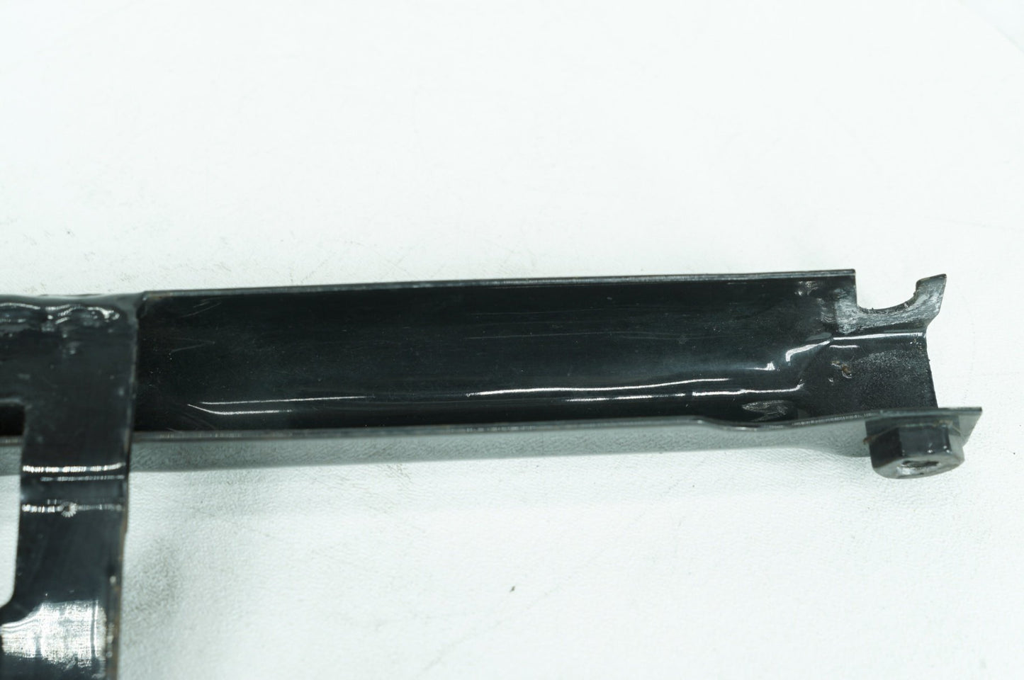 1999 - 2006 Harley-Davidson Softail Heritage Classic Seat Bracket Mount Support Mounting 48868-00