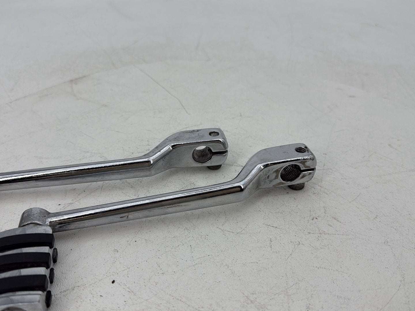 1999 - 2006 Harley-Davidson Touring Electra Glide Gear Shifter Lever Pedal Pedals 33895-82D