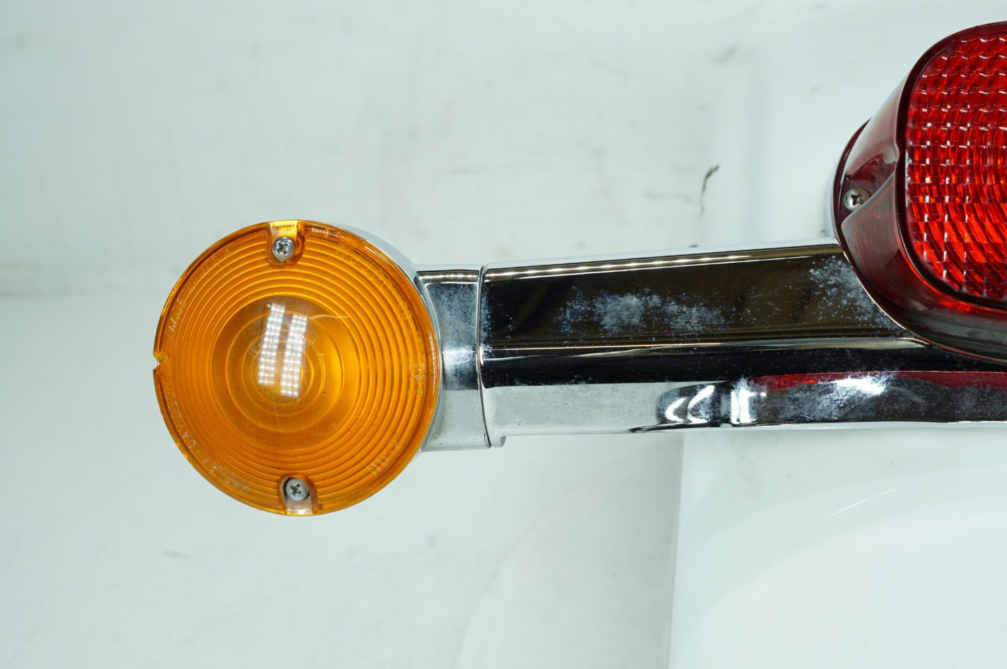 2008 - 2016 Harley-Davidson Touring Electra Glide Ultra Rear Wheel Fender & Turn Signals Bar 59579-09