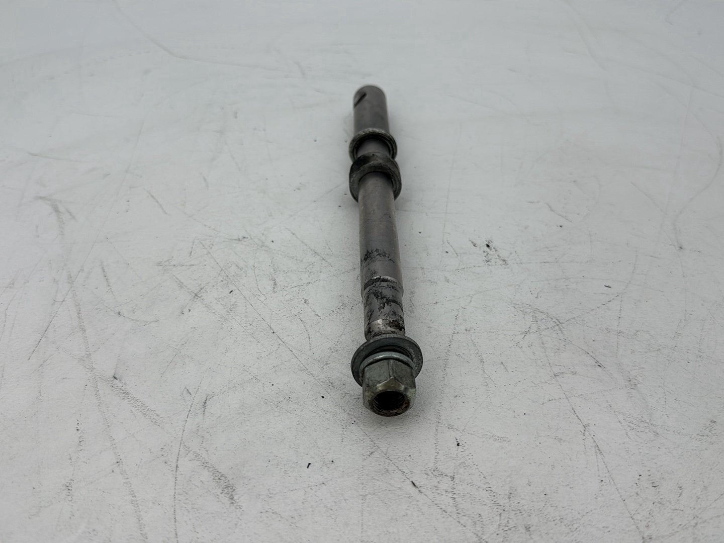2004 - 2013 Harley-Davidson Sportster 1200 Custom Front Wheel Axle Bolt Shaft 43895-00