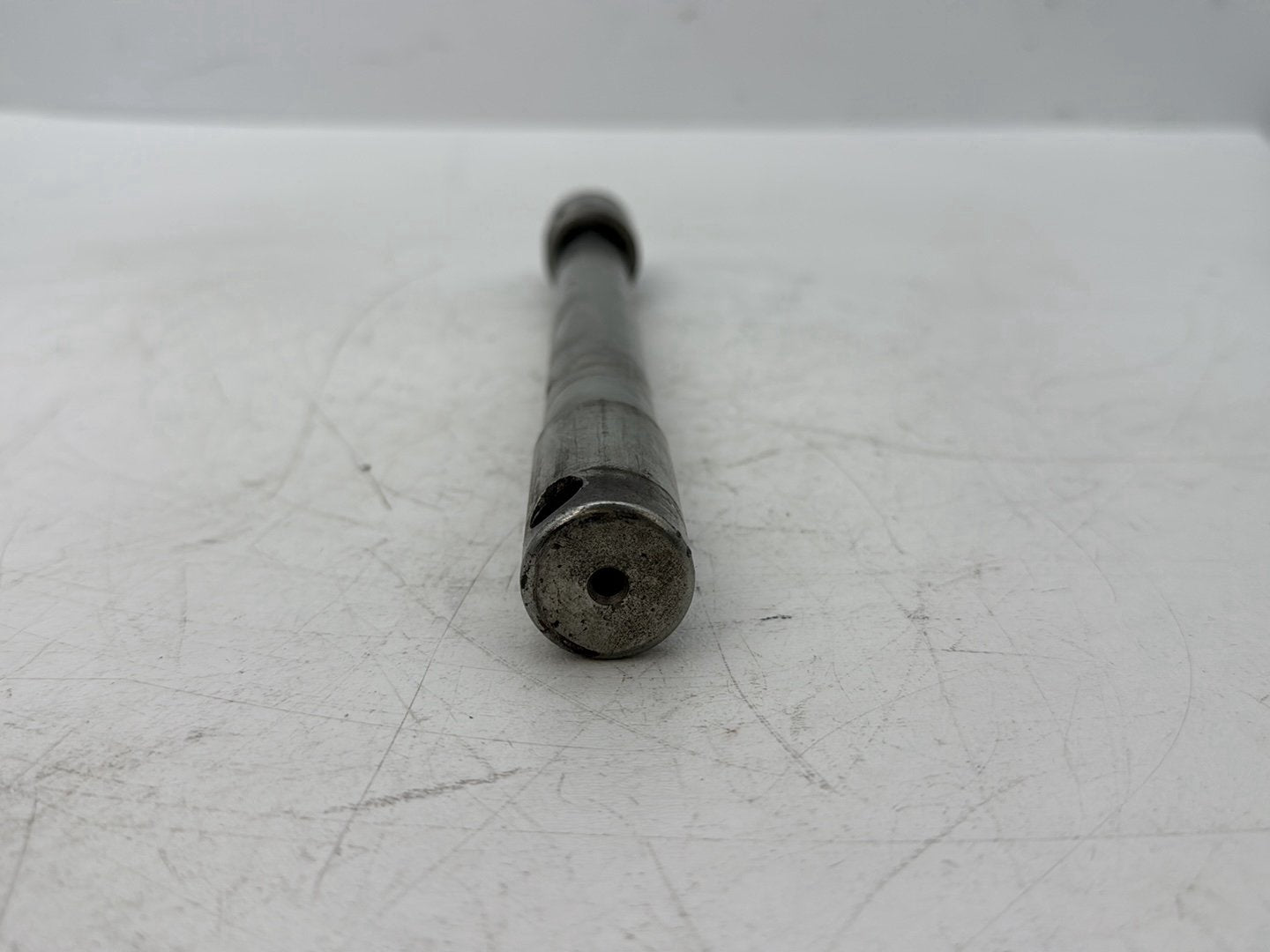 2005 Harley Touring FLHRCI Road King Classic OEM Front Wheel Axle Bolt Shaft