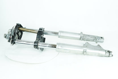 1984 - 1998 Harley-Davidson Touring Road King Classic Front Triple Tree Set & LH RH Fork Legs Sliders 45863-84
