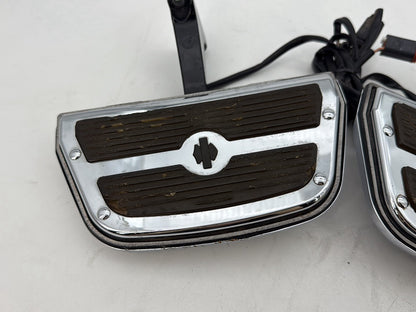 2011 Harley Road King Touring FLHRC Classic OEM Left & Right Passenger Floorboard Foot Rest