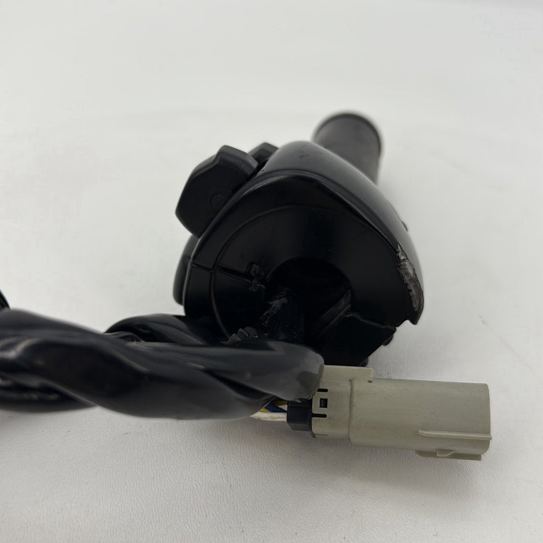 2007 - 2012 Harley-Davidson Dyna Super Glide Left Turn Signal Headlight Switches Controls 71682-06