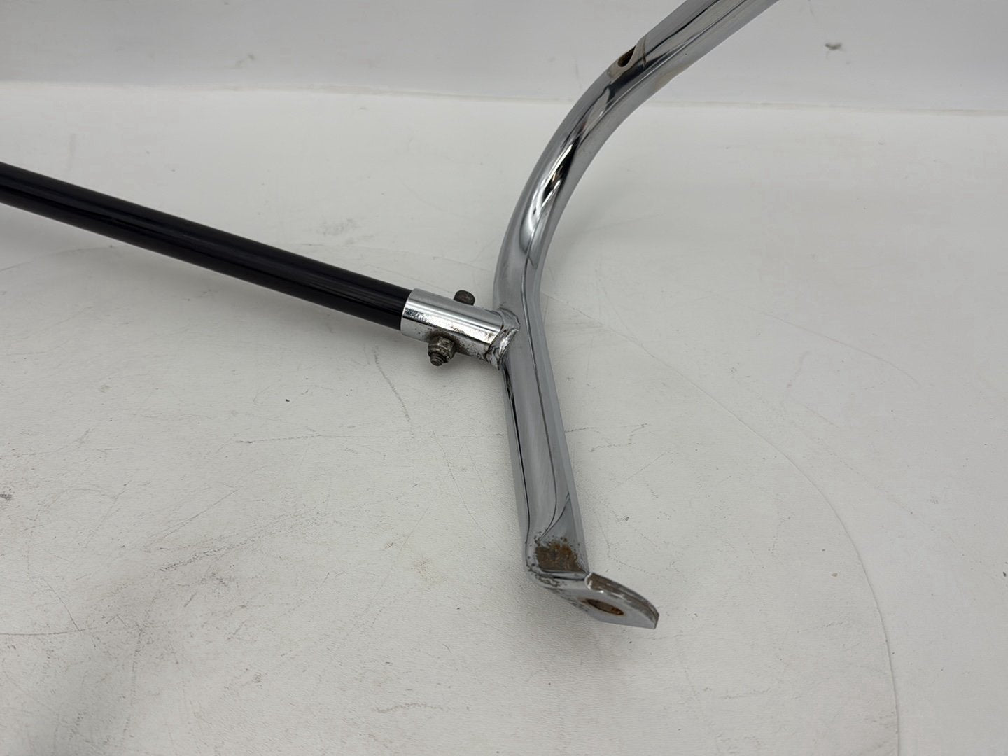 2007 - 2011 Harley-Davidson Touring Electra Glide Ultra Rear Left Right Saddlebag Guard Rails Bar 49193-09
