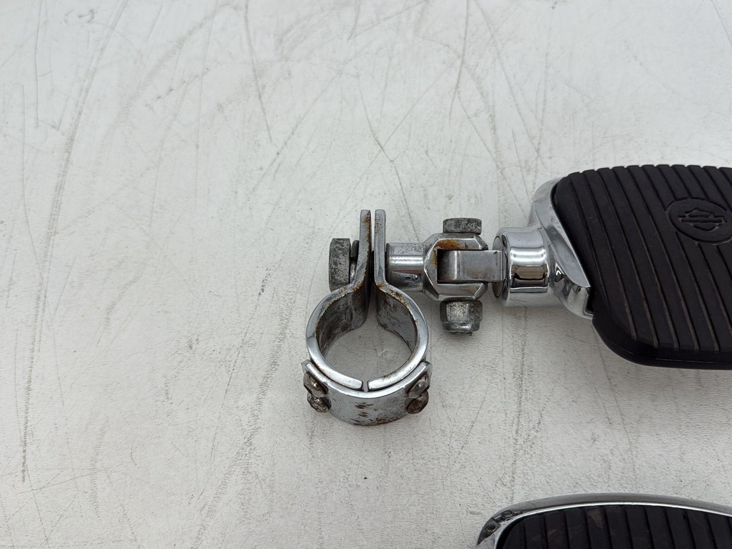 2006 Harley Softail FLSTCI Heritage Classic OEM Front Right Left Highway Foot Pegs
