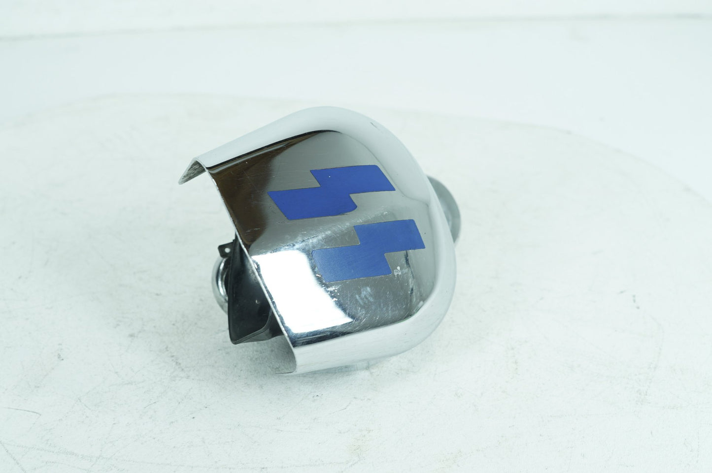 2000 - 2006 Harley-Davidson Softail Deuce Horn Signal Klaxon Chrome Cover 69012-93A