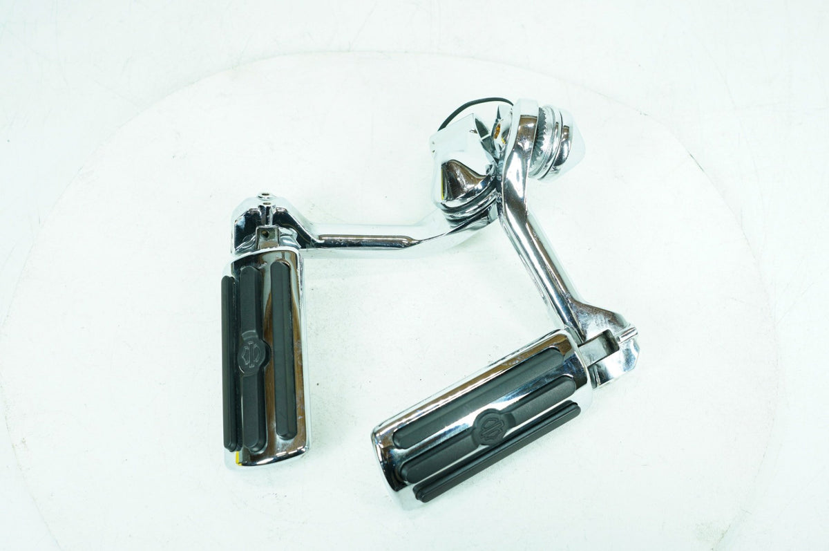 2017 Harley Touring Electra Glide Ultra OEM Front Right Left Highway Foot Pegs