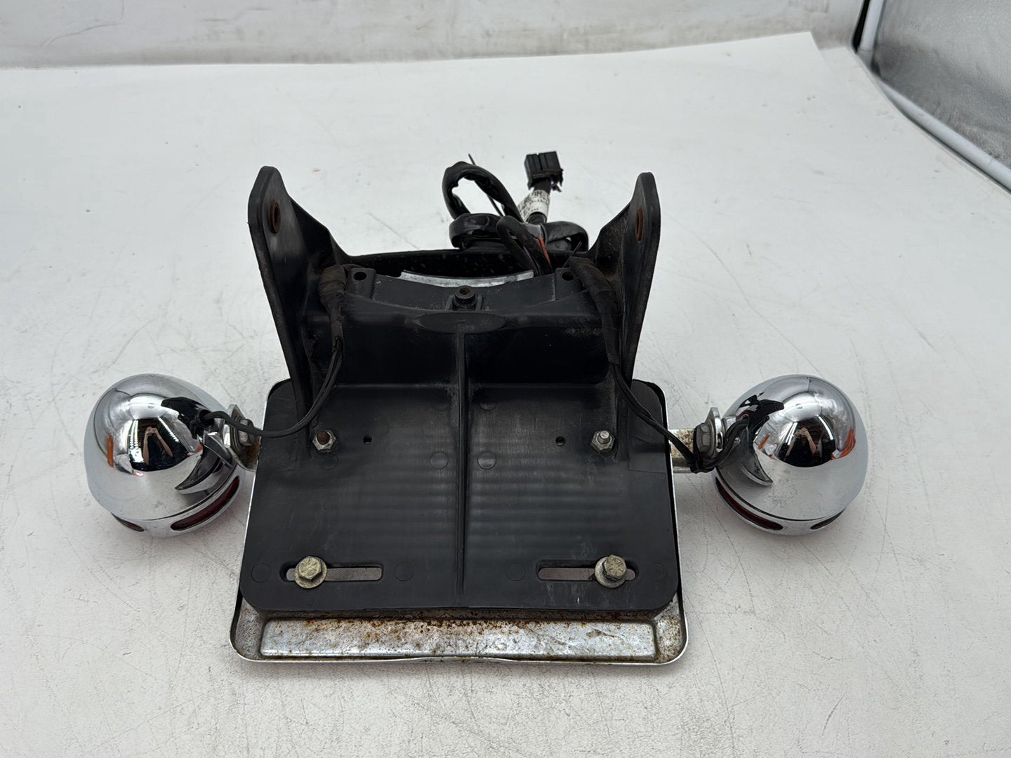 2000 Harley Dyna FXDWG Wide Glide OEM Rear Right Turn Signal Indicator