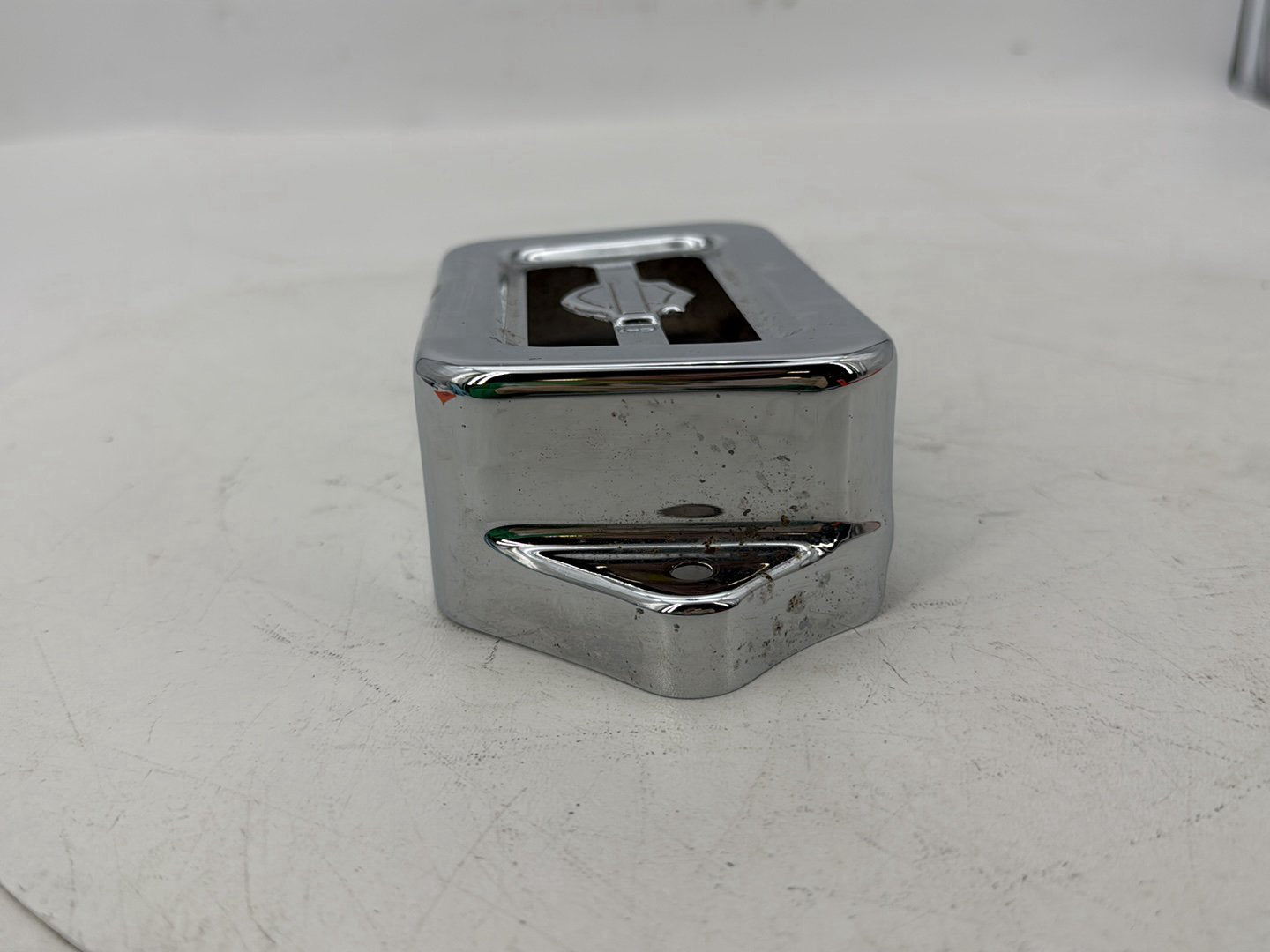 1999 - 2006 Harley-Davidson Touring CVO Screamin Eagle Road King Voltage Regulator Cover Guard 74543-00