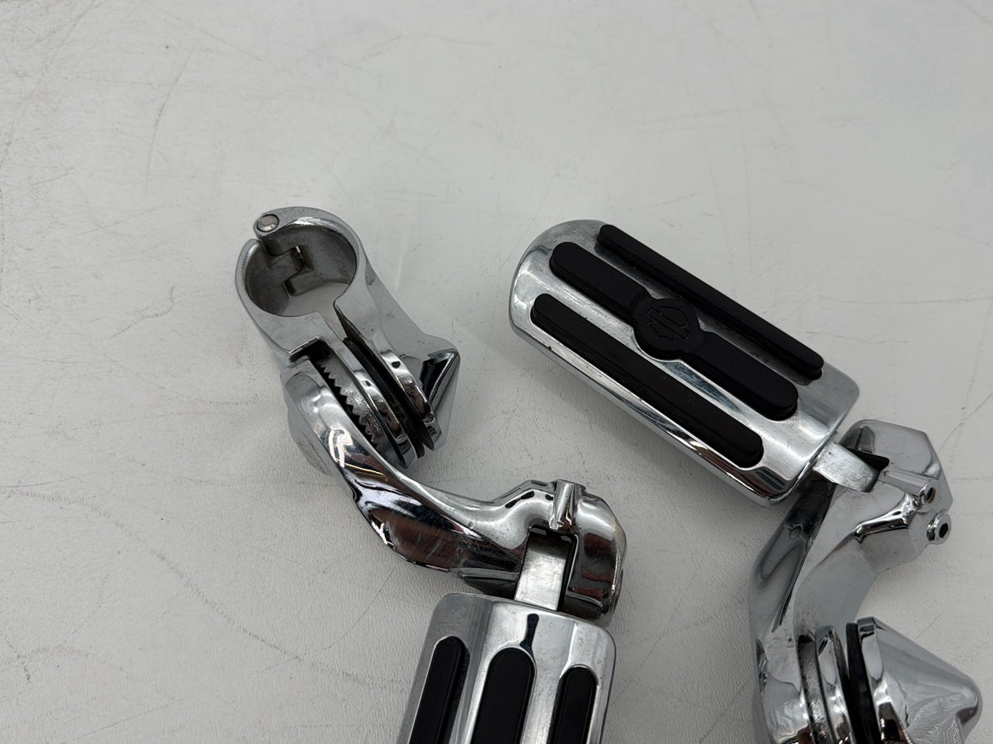 2008 - 2016 Harley-Davidson Touring Electra Glide Ultra Front Right Left Highway Foot Pegs