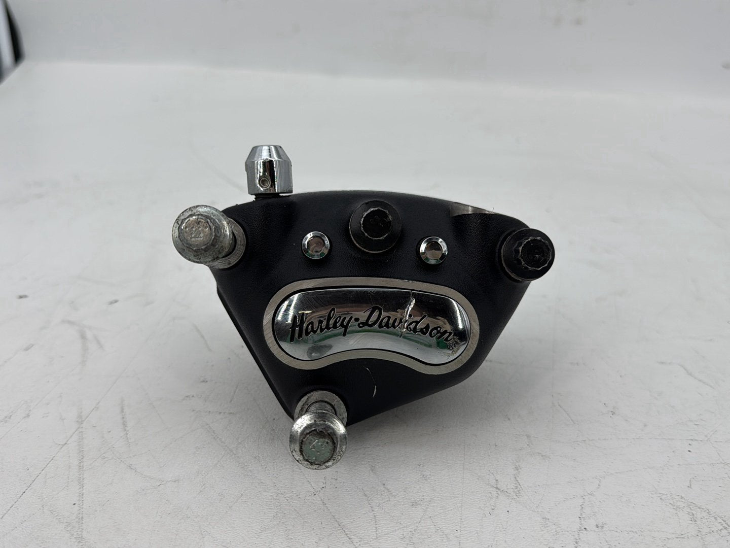 2000 Harley Touring FLHTCI Electra Glide Classic OEM Front Left 1 Brake Caliper