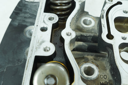 1999 - 2006 Harley-Davidson Touring Road King Classic Rear Twin Cam Engine Cylinder Head 16725-99