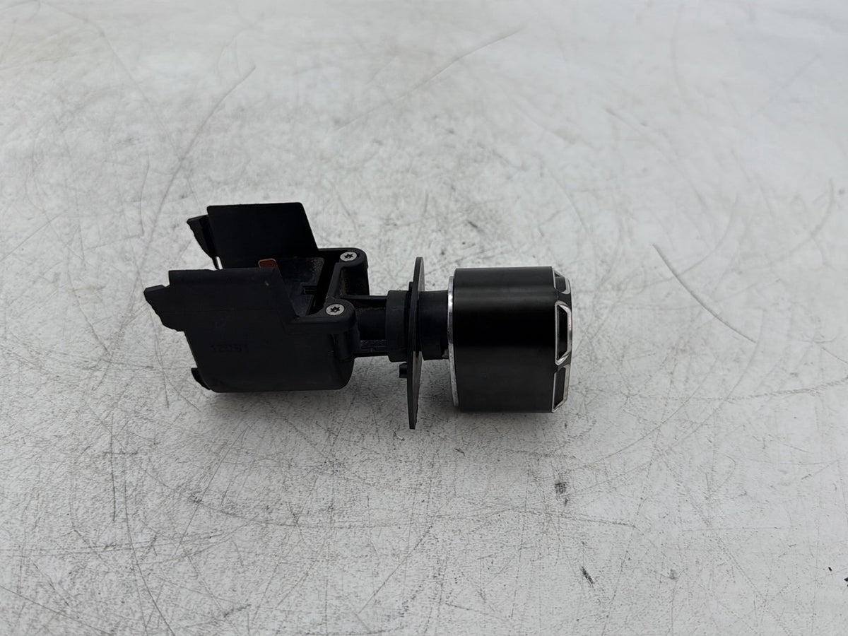 2012 Harley Road Touring Custom Ignition Switch Cylinder Barrel Lockset NOKey