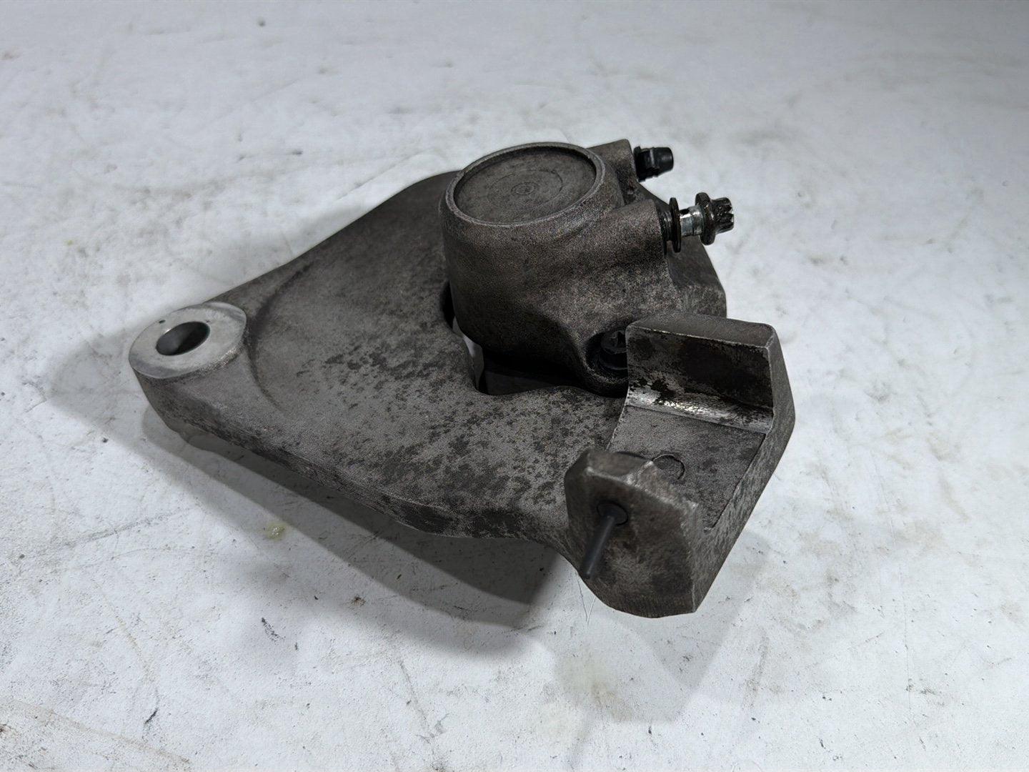 1994 Harley Electra Glide Touring Classic OEM Rear Back Brake Caliper w/ Bracket