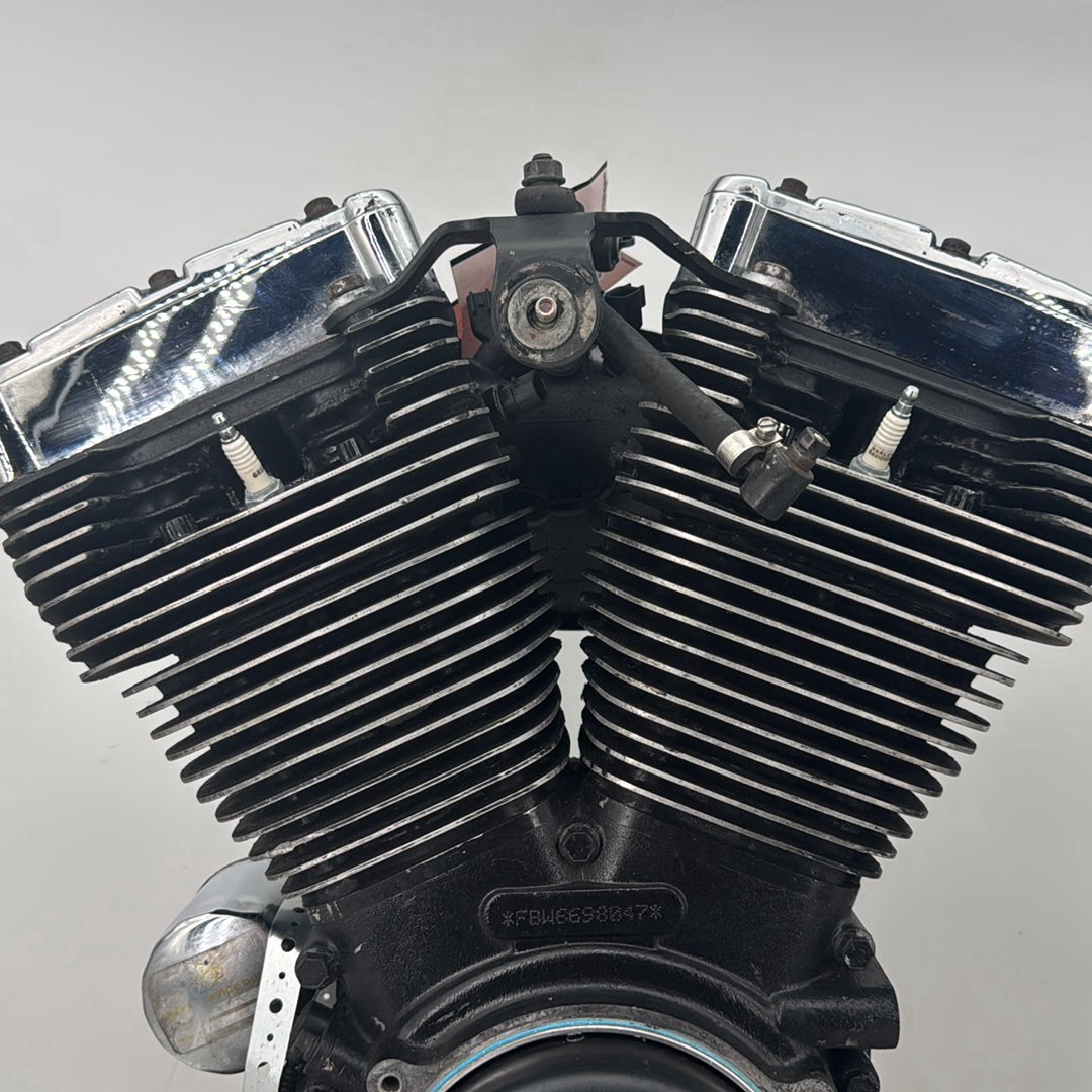 1999 - 2006 Harley-Davidson Touring Road King EFI Twin Cam 88 Engine Motor 19261-06C