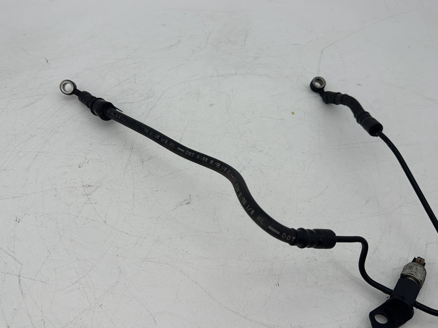 2009 Harley Sportster XL1200 L 1200 Low OEM Rear Brake Hose Line Pipe 44429-06B