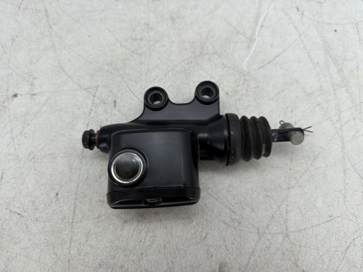 2015 Harley Electra Glide Touring Ultra OEM Rear Brake Master Cylinder Reservoir