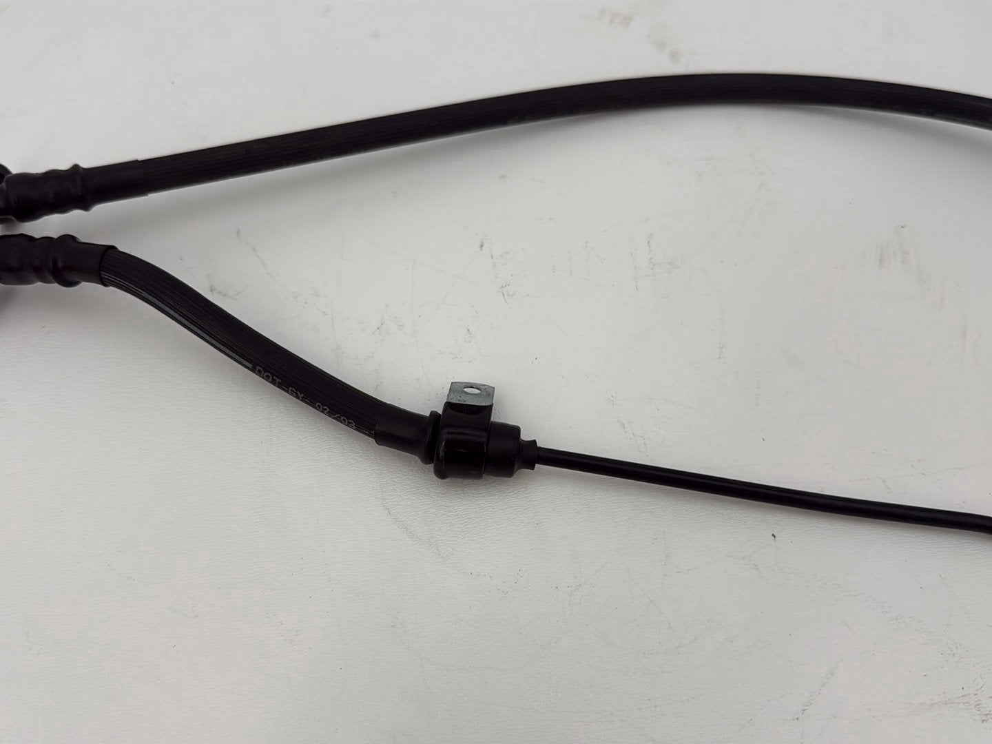 2003 Harley Sportster XL1200C 1200 Custom Anniversary OEM Front Brake Hose Line Pipe