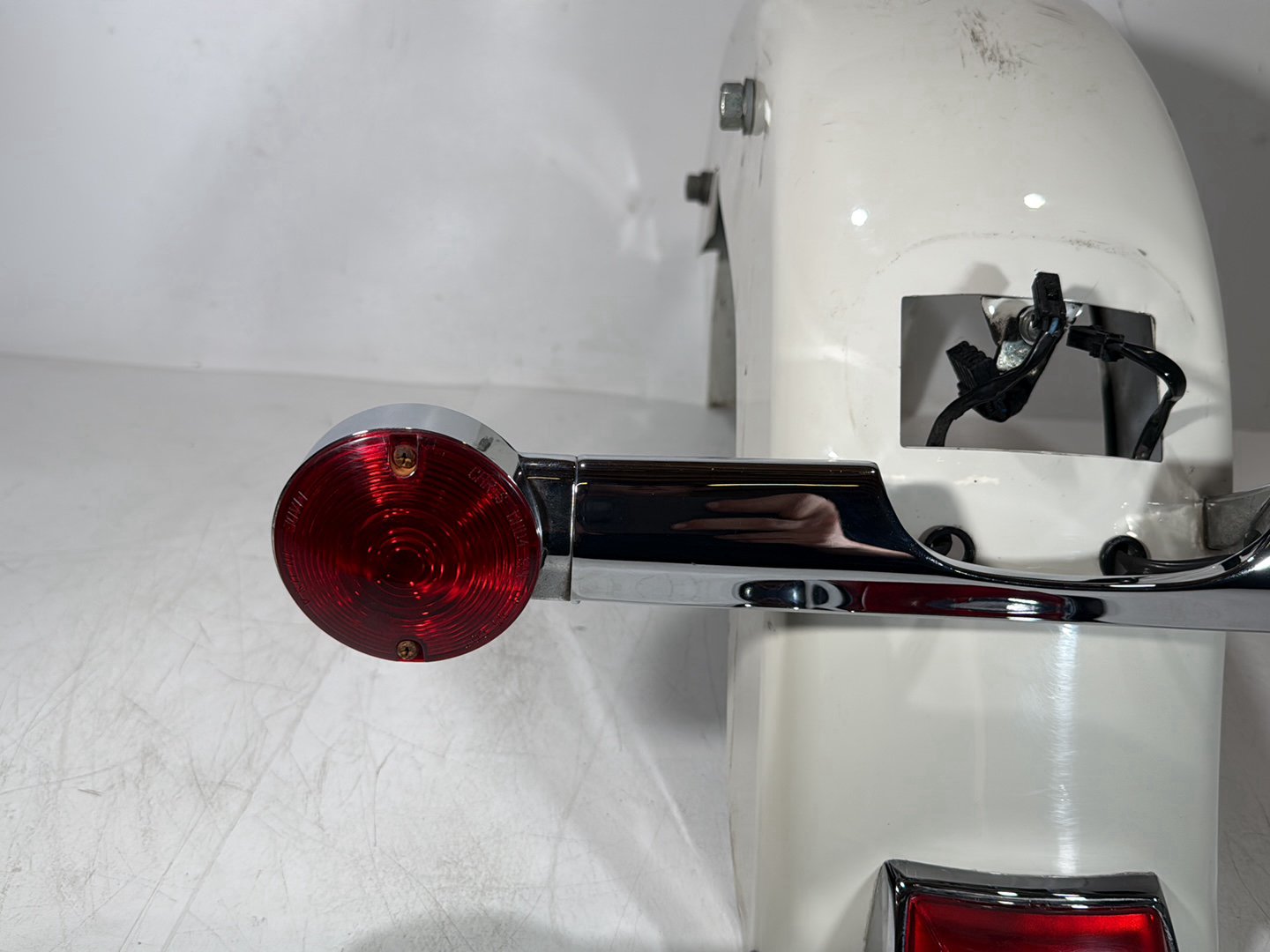 1999 - 2006 Harley-Davidson Touring Road King Police Rear Wheel Fender Turn Signal Indicators  	59579-01B