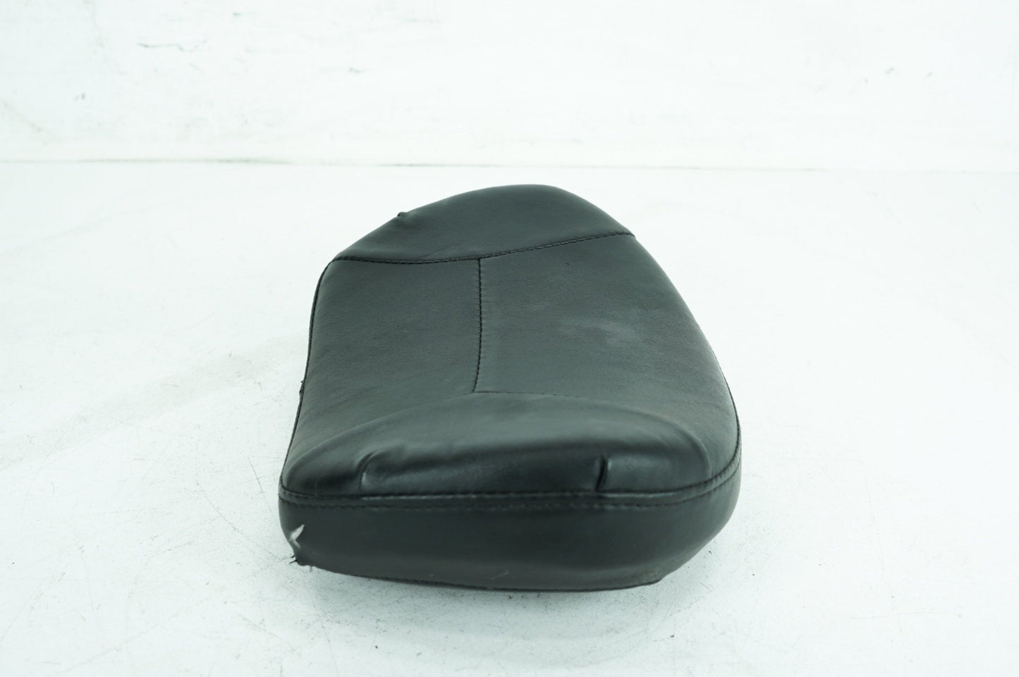1999 - 2006 Harley-Davidson Touring Road King Classic Rear Passenger Backrest Cushion Pad 51633-06