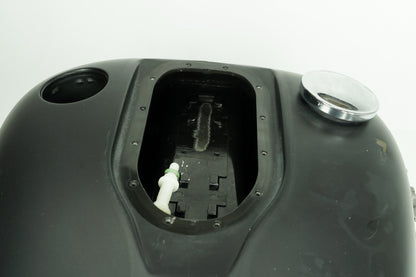 2007 - 2017 Harley-Davidson Dyna Street Bob Fuel Gas Tank Gasoline Reservoir  	61593-10