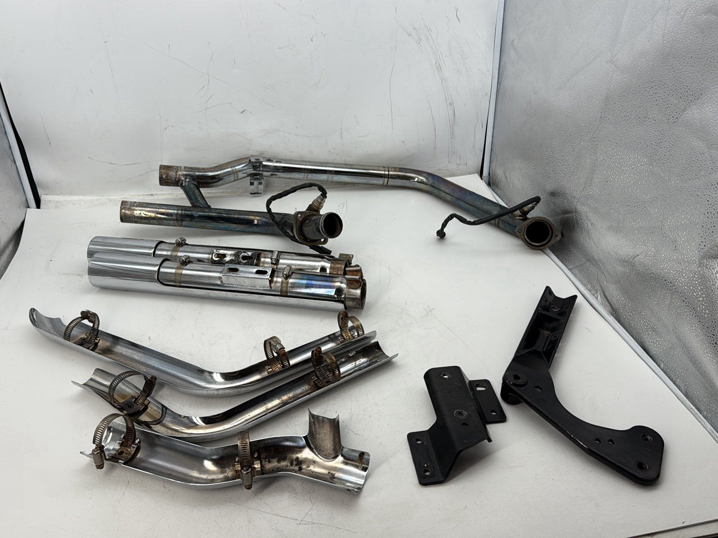 2008 Harley Softail Deluxe FLSTN OEM Exhaust Header Pipes Muffler