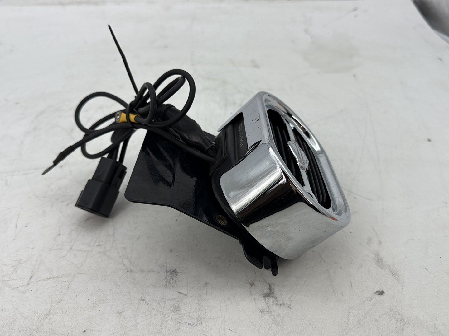 2002 Harley Heritage Softail Classic FLSTC OEM Voltage Regulator Rectifier