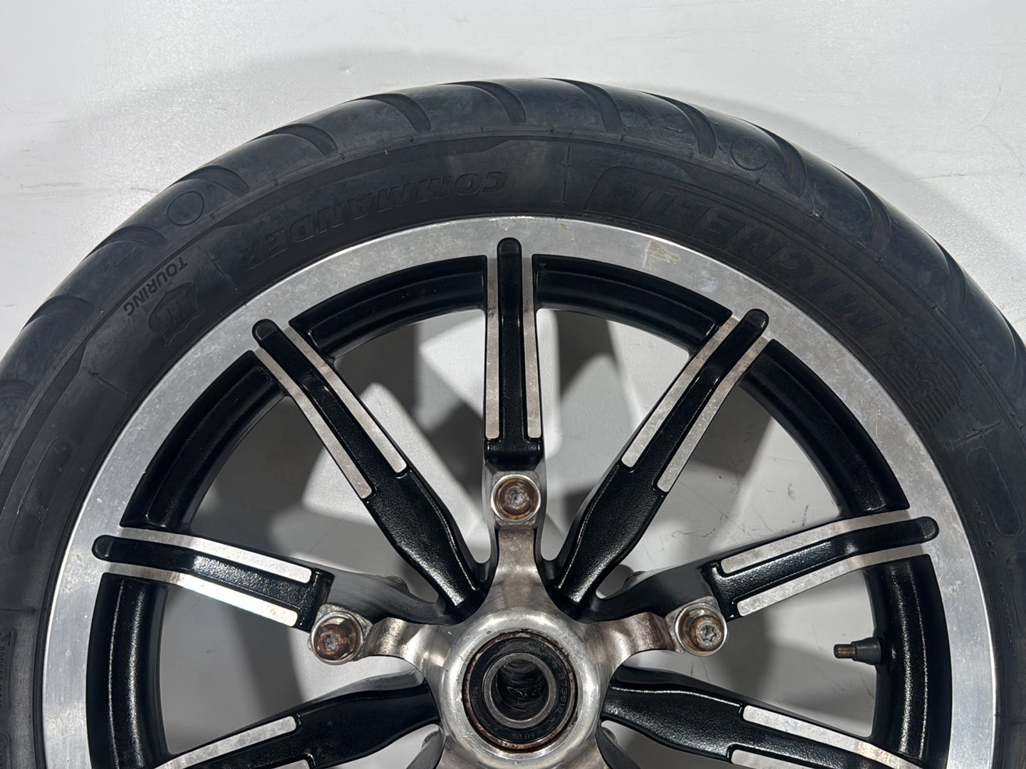 2012 Harley Dyna Fat Bob FXDF 103 OEM Front Wheel Rim Tire