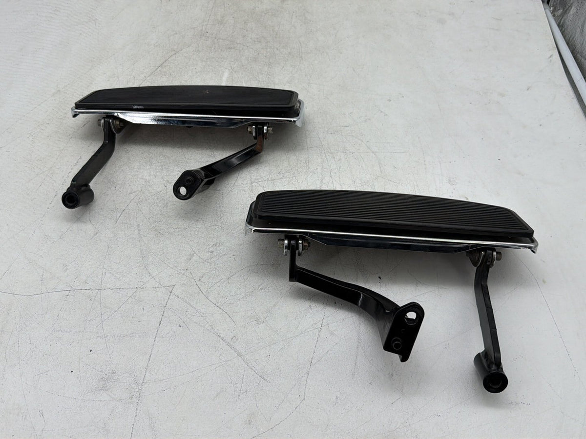 2012 Harley Electra Glide Touring Ultra OEM Left Right Driver Floorboard Foot Rest