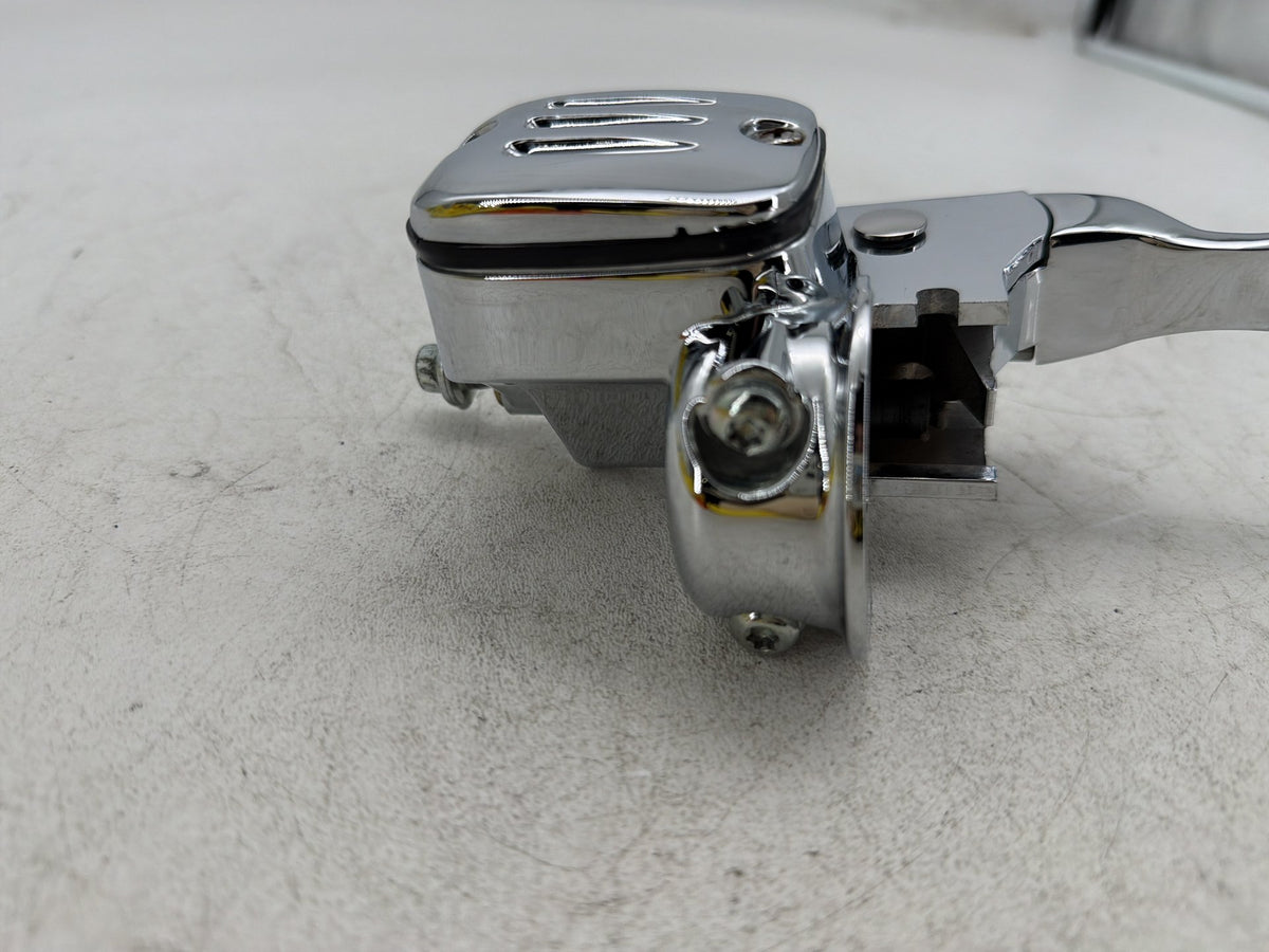 2007 Harley Electra Glide Touring Eagle Front Right Brake Lever Master Cylinder