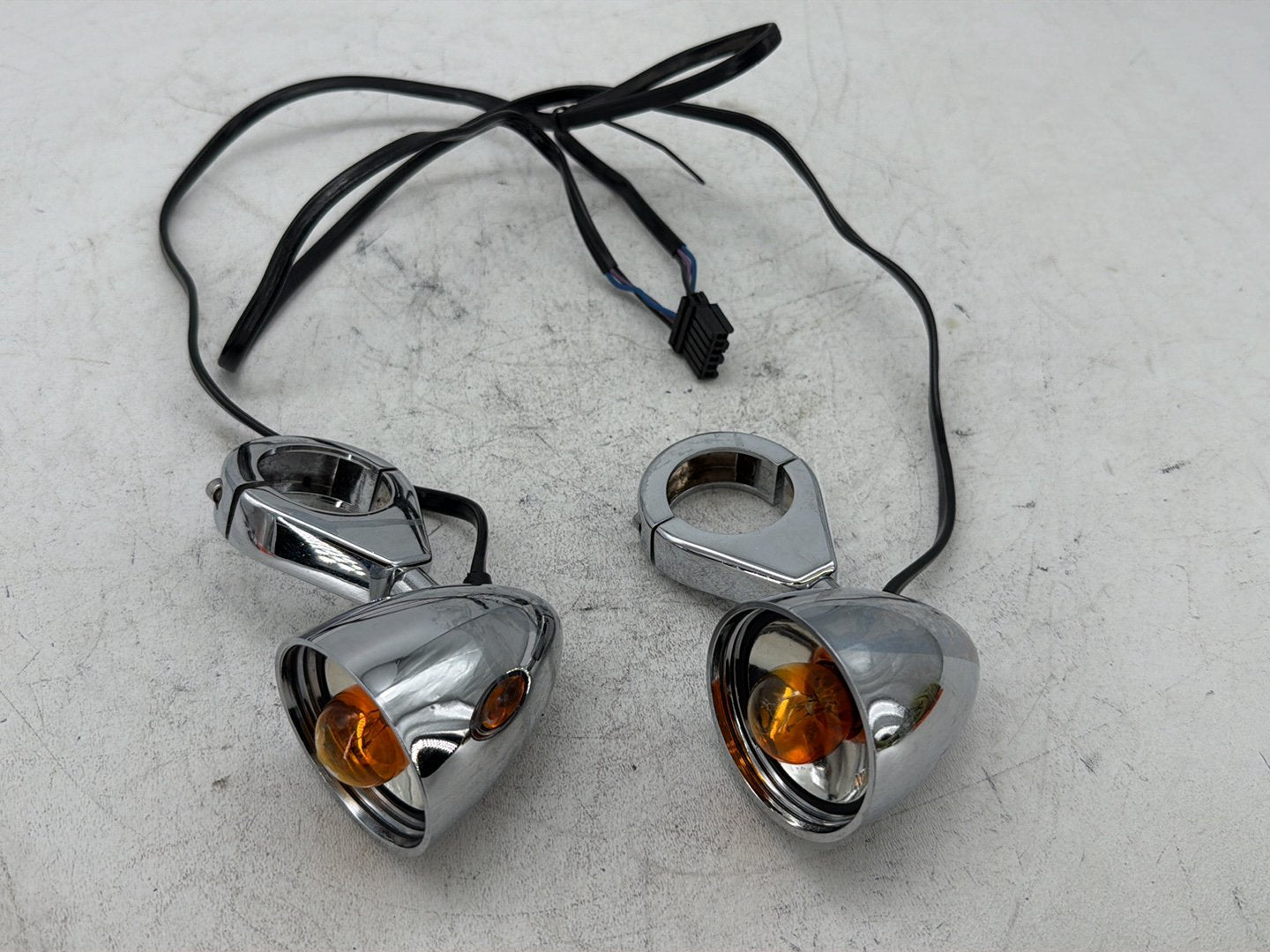 2006 Harley Sportster 1200 Custom XL1200C OEM Front Left Right Turn Signal Indicators