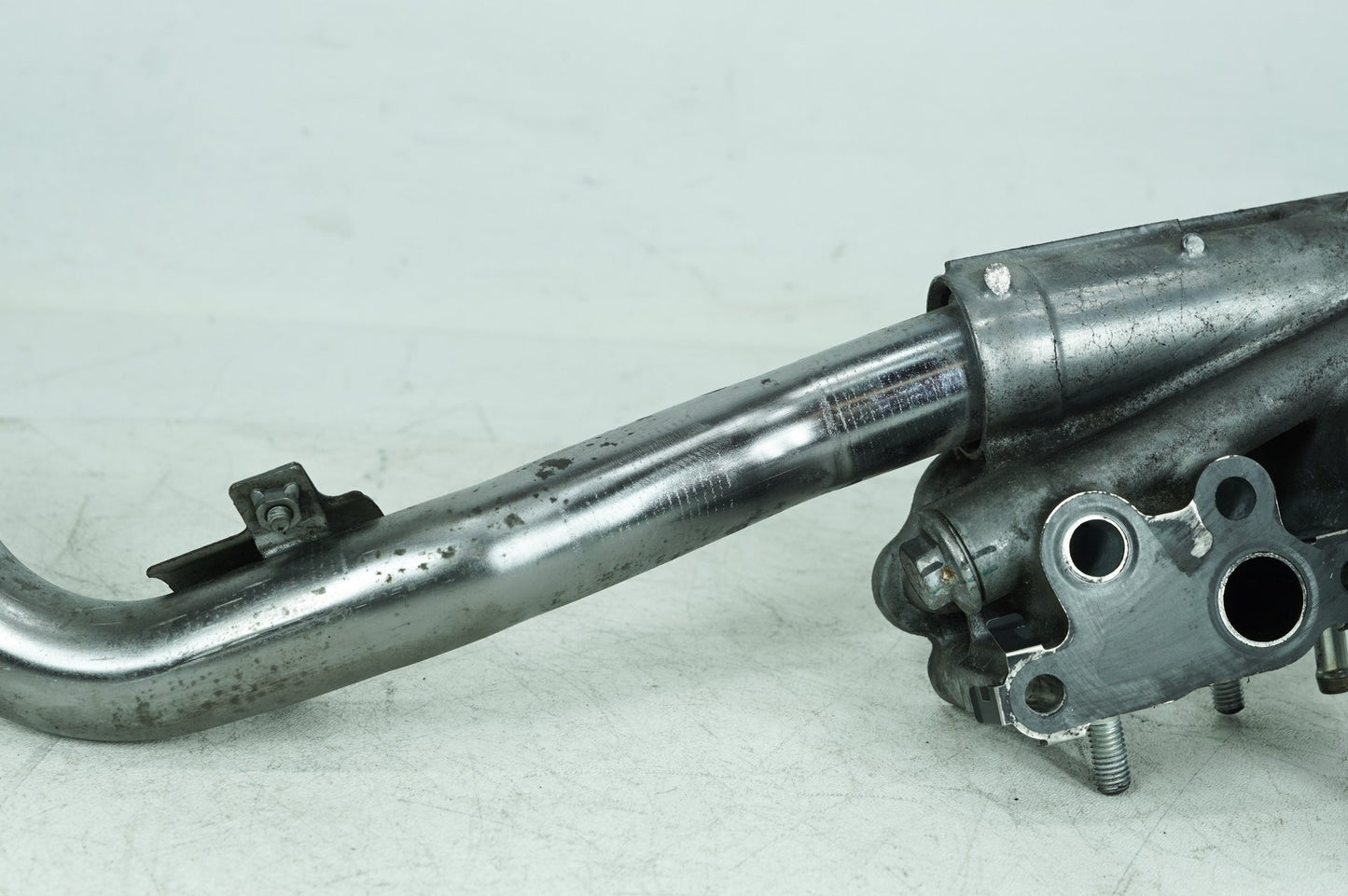 2013 - 2015 Acura ILX  Thermostat Housing