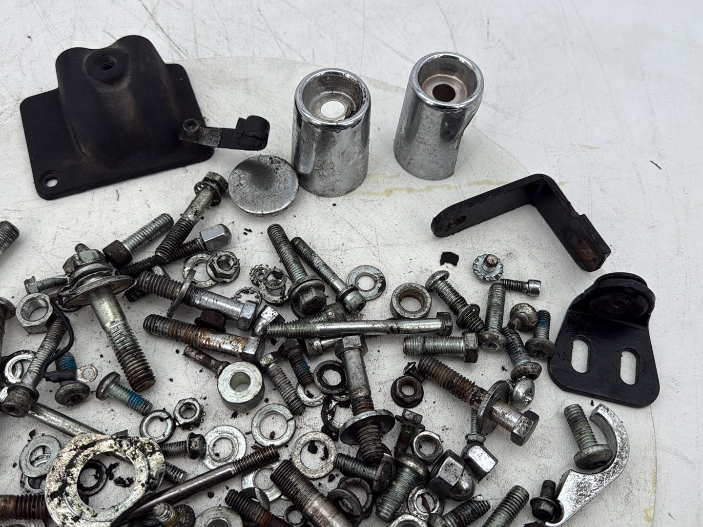2003 Harley Dyna Wide Glide FXDWG OEM Hardware Bolts Nuts & Brackets