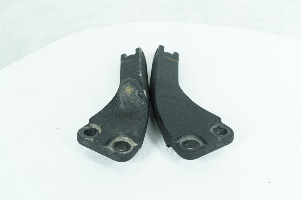 2013 Harley Dyna FLD Switchback OEM Left Right Foot Rest Peg Support Bracket