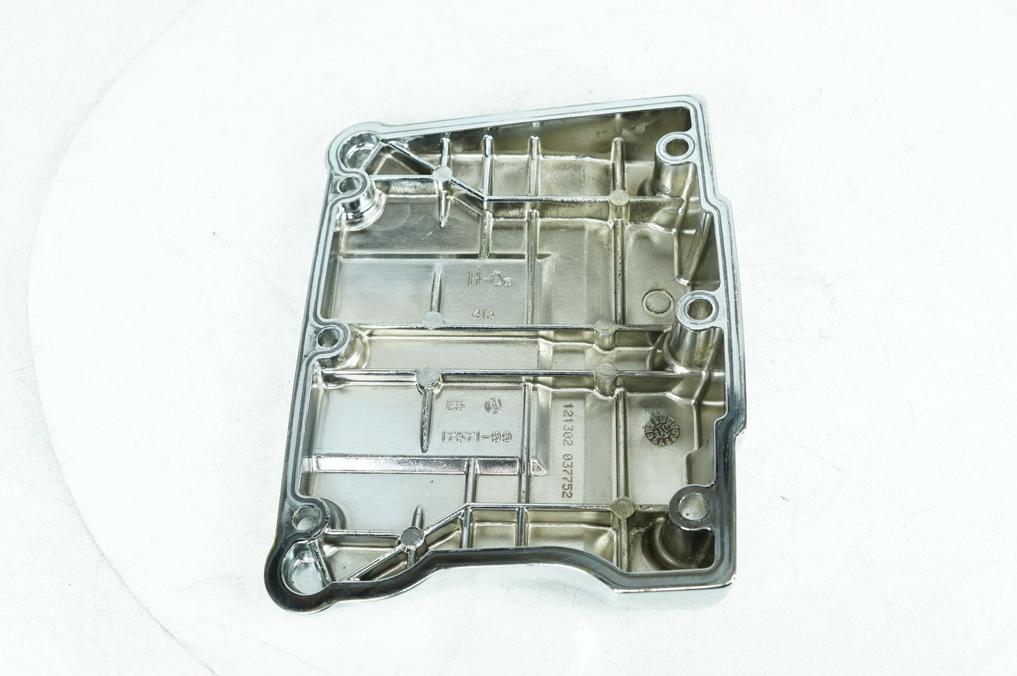 1999 - 2006 Harley-Davidson Softail Heritage Classic Twin Cam Top Rocker Cover 17571-99 17571-99