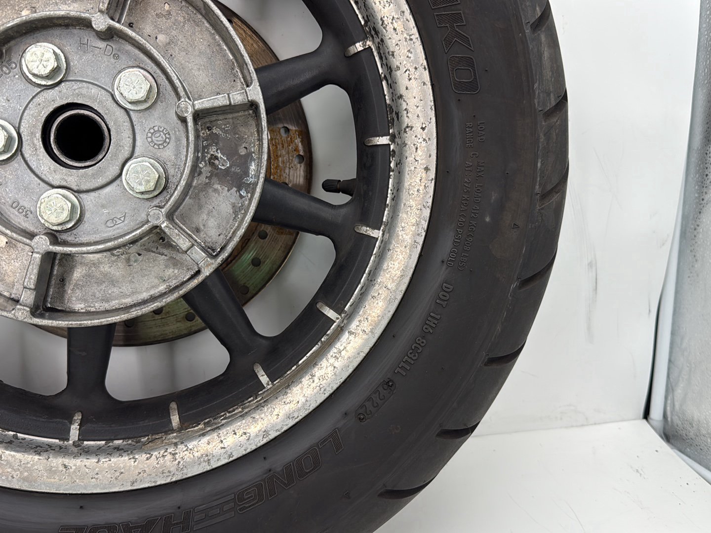 2008 Harley Electra Glide Touring Ultra FLHTCUI OEM Rear Wheel Rim Tire